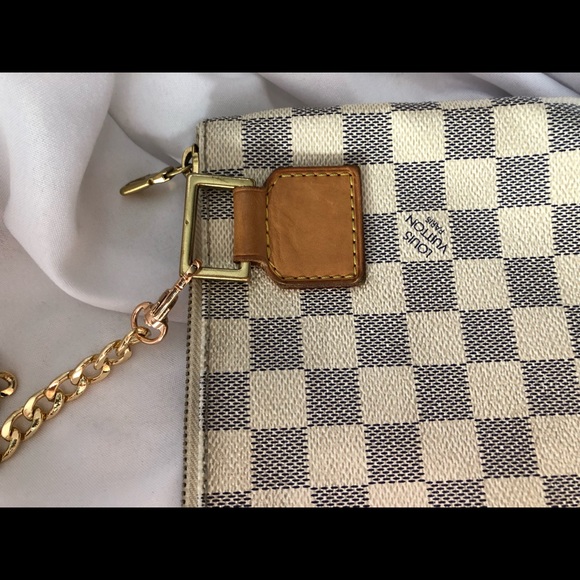 SOLD - Picture 5 of 8